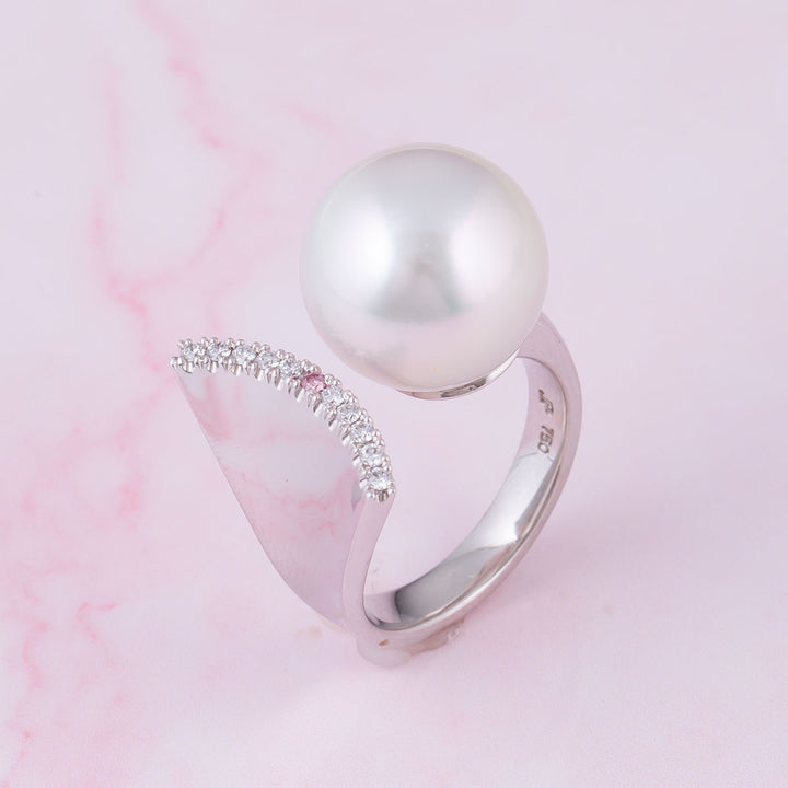 Gold Pearl Crescent Moon Ring