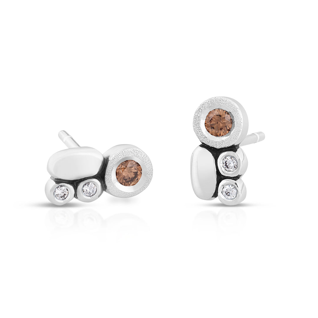 Pebble Stud Earrings Petite