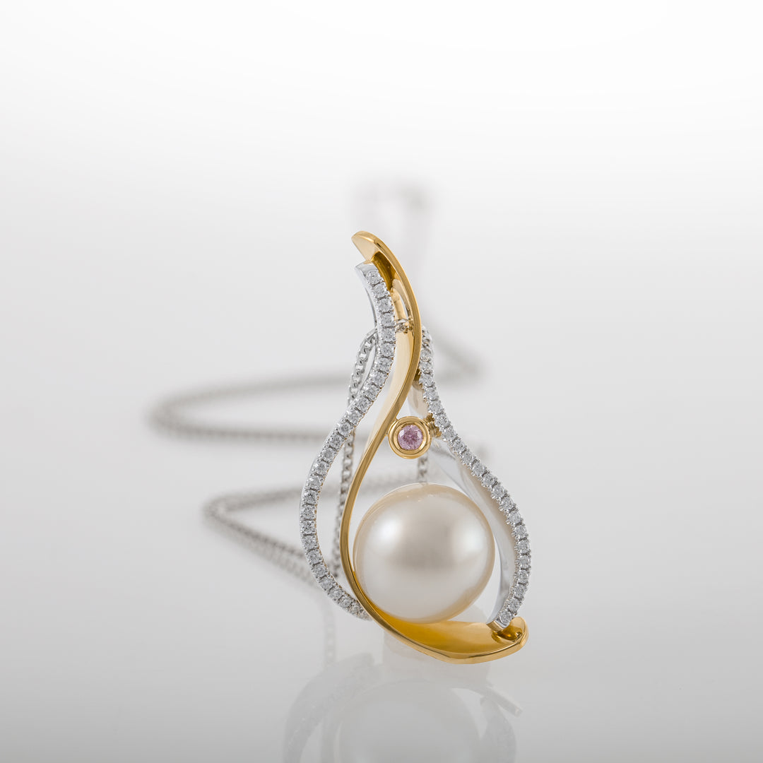 Mantle Pendant