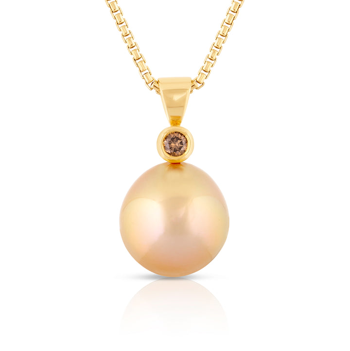 Solar Gold Pearl Pendant